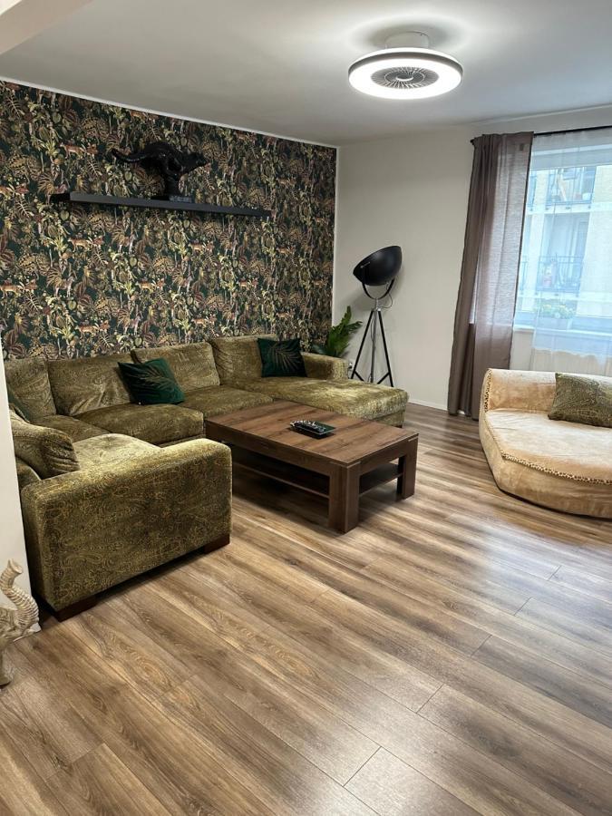 Medena Apartment Old Town With Free Parking Bratislava Exterior foto